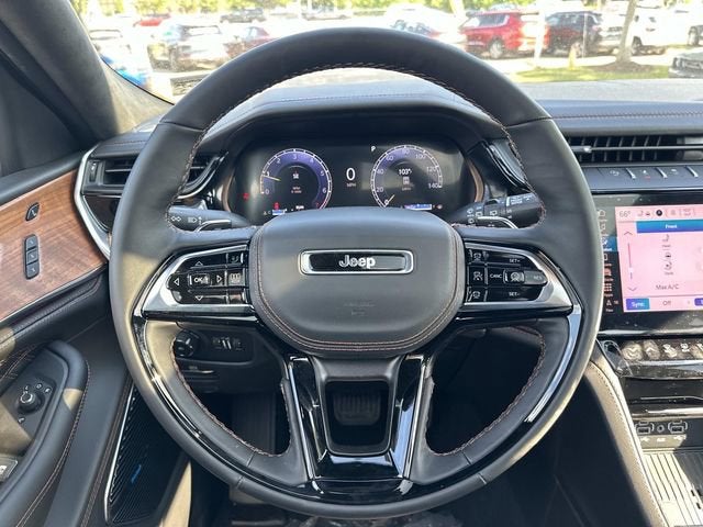 2026 Jeep Grand Cherokee GRAND CHEROKEE SUMMIT 4X4