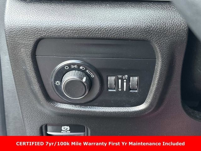 2021 Jeep Grand Cherokee L Laredo 4x4