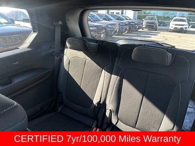 2025 Jeep Grand Cherokee L GRAND CHEROKEE L LAREDO X 4X4