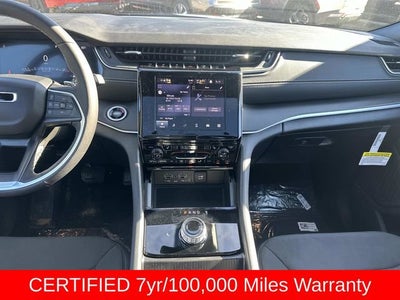 2025 Jeep Grand Cherokee L GRAND CHEROKEE L LAREDO X 4X4