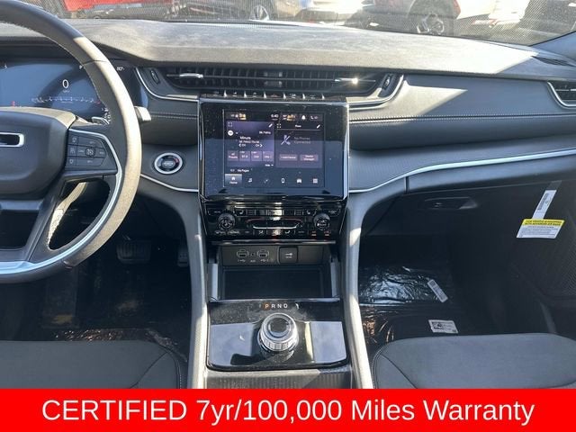 2025 Jeep Grand Cherokee L GRAND CHEROKEE L LAREDO X 4X4