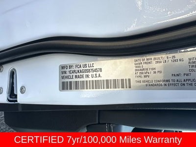 2025 Jeep Grand Cherokee L GRAND CHEROKEE L LAREDO X 4X4