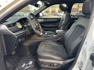 2025 Jeep Grand Cherokee L GRAND CHEROKEE L ALTITUDE X 4X4