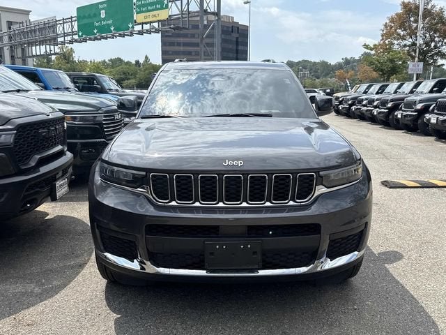 2024 Jeep Grand Cherokee L Laredo X 4x4
