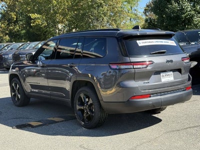 2023 Jeep Grand Cherokee L Altitude 4x4