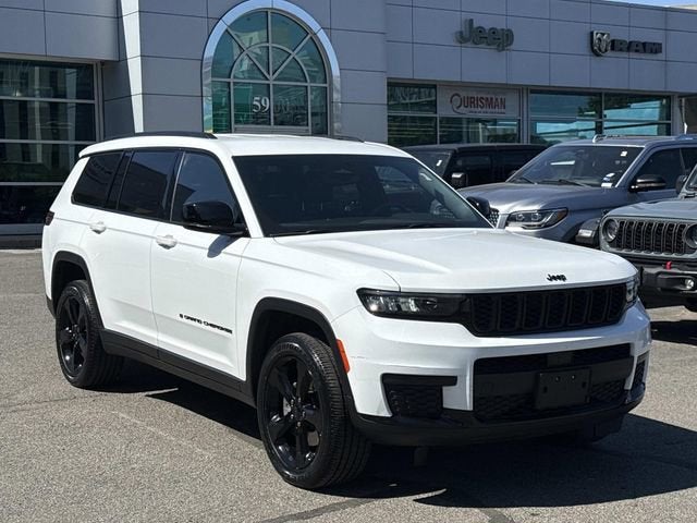 2023 Jeep Grand Cherokee L Altitude 4x4's photo