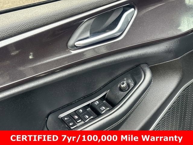 2022 Jeep Grand Cherokee L Laredo 4x4