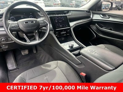 2022 Jeep Grand Cherokee L Laredo 4x4