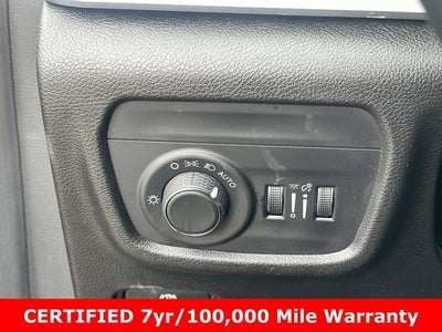 2022 Jeep Grand Cherokee L Laredo 4x4
