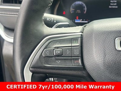2022 Jeep Grand Cherokee L Laredo 4x4