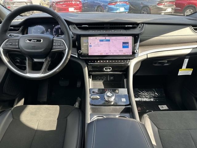 2026 Jeep Grand Cherokee L GRAND CHEROKEE L LAREDO ALTITUDE 4X4