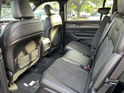 2026 Jeep Grand Cherokee L GRAND CHEROKEE L LAREDO ALTITUDE 4X4