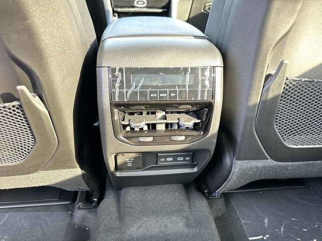 2026 Jeep Grand Cherokee L GRAND CHEROKEE L LAREDO ALTITUDE 4X4