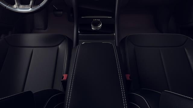 2026 Jeep Grand Cherokee L GRAND CHEROKEE L LAREDO ALTITUDE 4X4