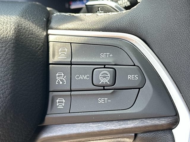 2026 Jeep Grand Cherokee L GRAND CHEROKEE L LAREDO ALTITUDE 4X4