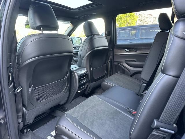 2026 Jeep Grand Cherokee L GRAND CHEROKEE L LAREDO ALTITUDE 4X4