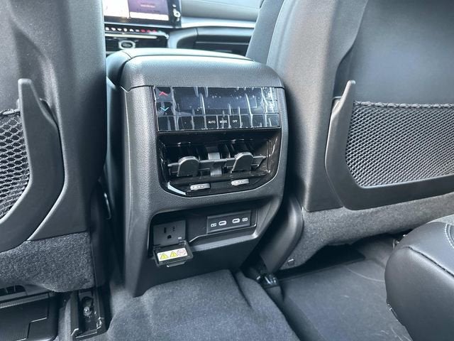 2026 Jeep Grand Cherokee L GRAND CHEROKEE L LAREDO ALTITUDE 4X4