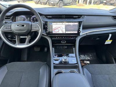 2026 Jeep Grand Cherokee L GRAND CHEROKEE L LAREDO ALTITUDE 4X4