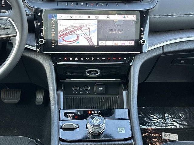 2026 Jeep Grand Cherokee L GRAND CHEROKEE L LAREDO ALTITUDE 4X4