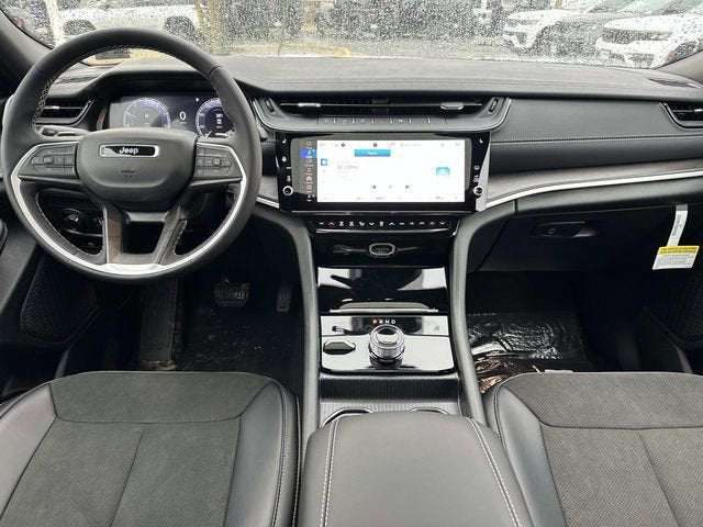 2026 Jeep Grand Cherokee L GRAND CHEROKEE L LAREDO ALTITUDE 4X4