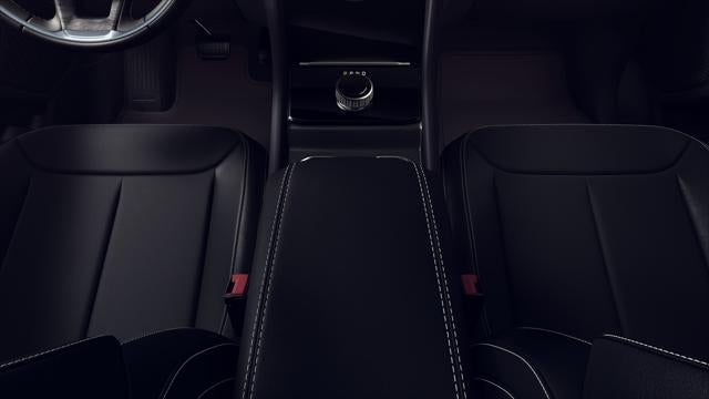 2026 Jeep Grand Cherokee L GRAND CHEROKEE L LAREDO ALTITUDE 4X4