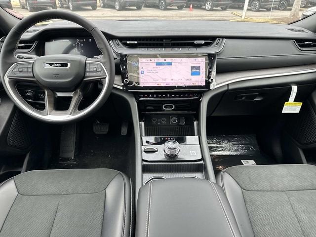 2026 Jeep Grand Cherokee L GRAND CHEROKEE L LAREDO ALTITUDE 4X4