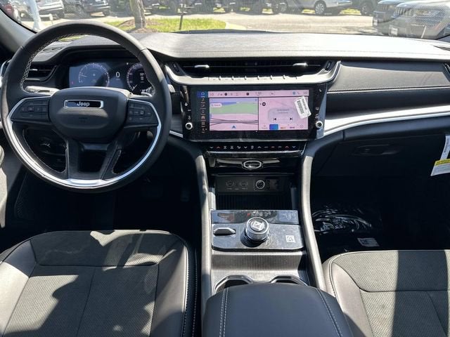 2026 Jeep Grand Cherokee L GRAND CHEROKEE L LAREDO ALTITUDE 4X4