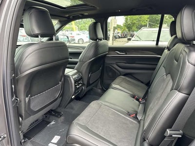 2026 Jeep Grand Cherokee L GRAND CHEROKEE L LAREDO ALTITUDE 4X4