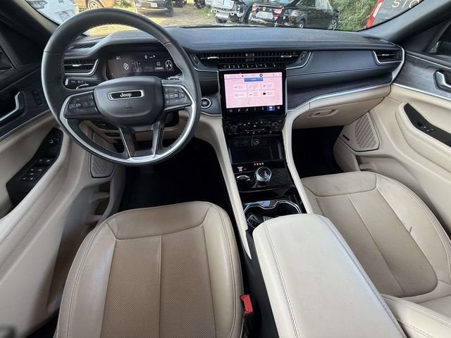 2023 Jeep Grand Cherokee L Limited 4x4