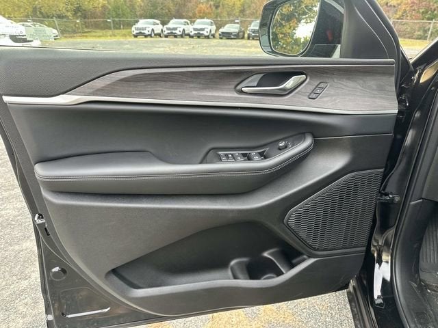 2025 Jeep Grand Cherokee L GRAND CHEROKEE L LIMITED 4X4