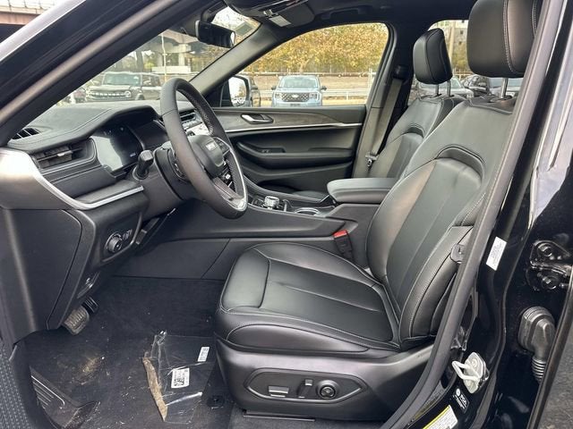 2025 Jeep Grand Cherokee L GRAND CHEROKEE L LIMITED 4X4