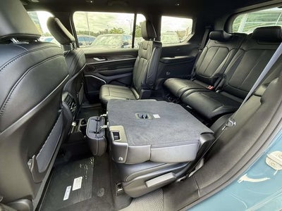 2027 Jeep Grand Cherokee L Limited Reserve