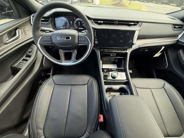 2027 Jeep Grand Cherokee L Limited Reserve