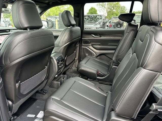 2026 Jeep Grand Cherokee L GRAND CHEROKEE L LIMITED 4X4