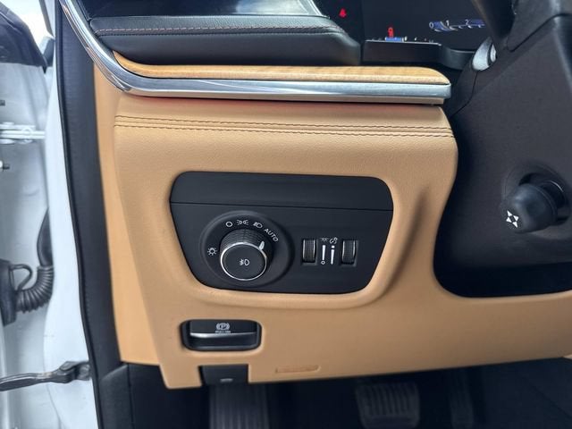2023 Jeep Grand Cherokee L Summit Reserve 4x4
