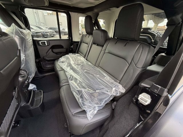 2027 Jeep Wrangler WRANGLER 4-DOOR MOAB