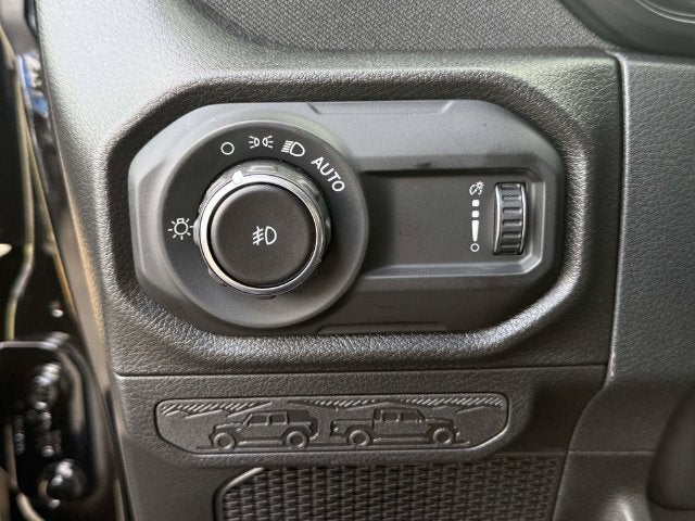 2027 Jeep Wrangler WRANGLER 4-DOOR MOAB