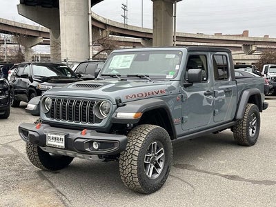 2026 Jeep Gladiator GLADIATOR MOJAVE 4X4