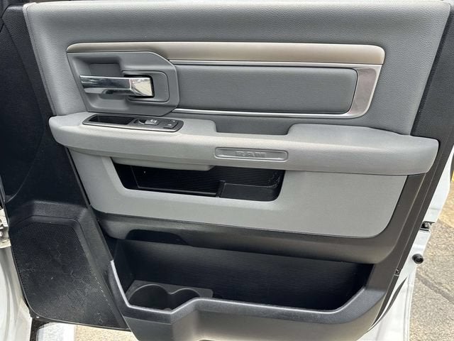 2018 RAM 1500 Lone Star Silver Crew Cab 4x2 5'7' Box