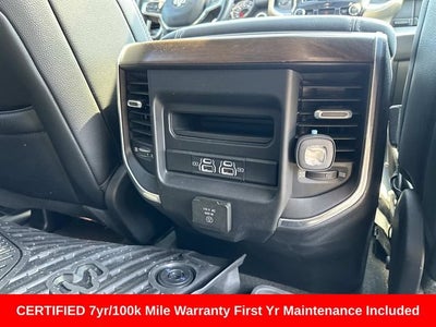 2022 RAM 1500 Laramie Crew Cab 4x2 5'7' Box