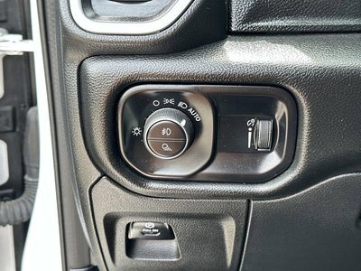 2023 RAM 1500 Big Horn Quad Cab 4x4 6'4' Box