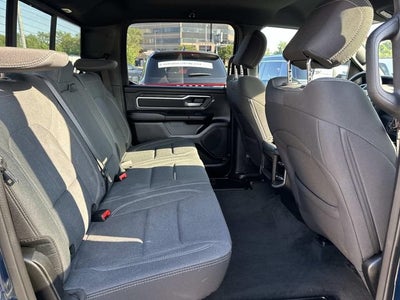 2023 RAM 1500 Big Horn Crew Cab 4x4 5'7' Box