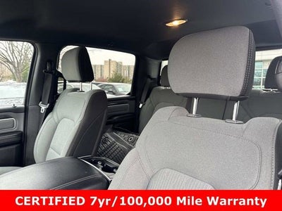 2022 RAM 1500 Big Horn Crew Cab 4x4 5'7' Box