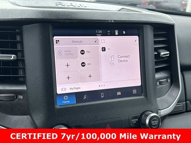 2022 RAM 1500 Big Horn Crew Cab 4x4 5'7' Box