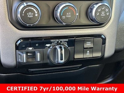 2023 RAM 1500 Big Horn Crew Cab 4x4 5'7' Box