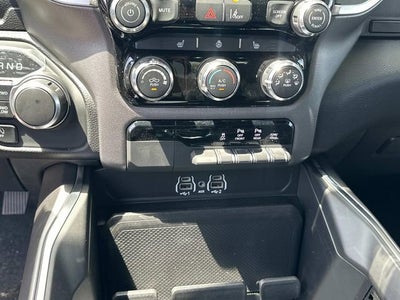 2025 RAM 1500 RAM 1500 BIG HORN CREW CAB 4X4 5'7' BOX