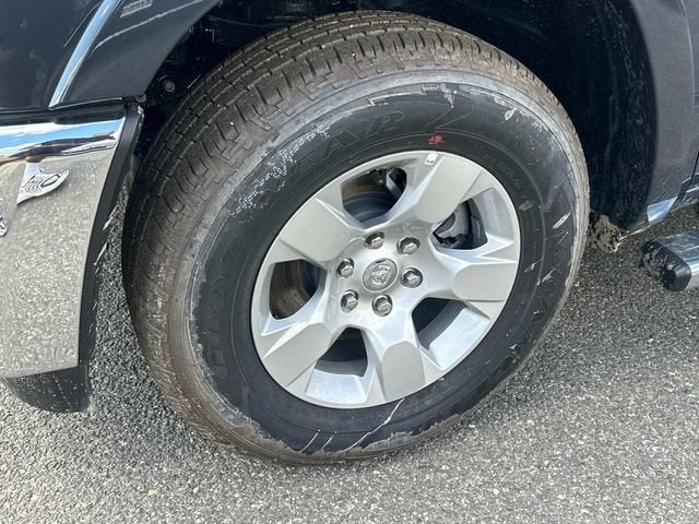 2025 RAM 1500 RAM 1500 BIG HORN CREW CAB 4X4 5'7' BOX