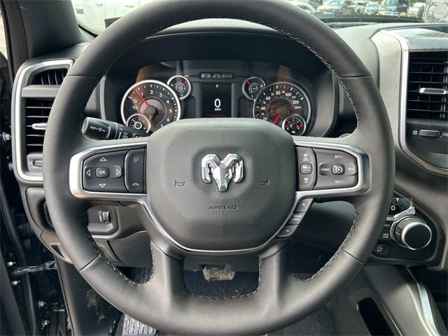 2025 RAM 1500 RAM 1500 BIG HORN CREW CAB 4X4 5'7' BOX