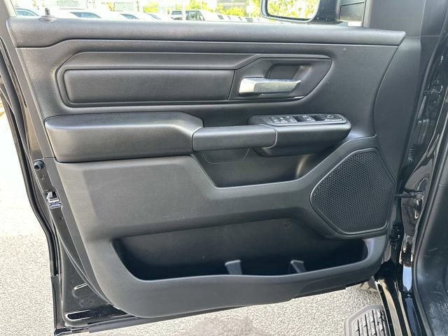 2026 RAM 1500 RAM 1500 EXPRESS CREW CAB 4X4 5'7' BOX