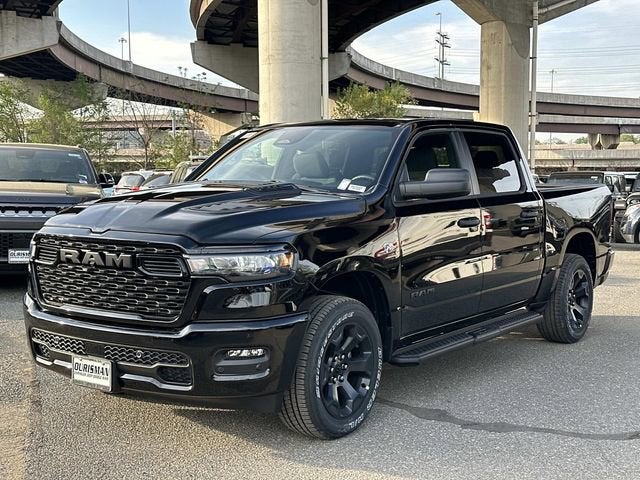 2026 RAM 1500 RAM 1500 EXPRESS CREW CAB 4X4 5'7' BOX
